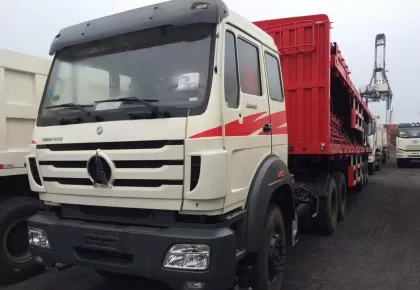 جديد BeiBen NG80 6x4 40 طن شاحنة جرار